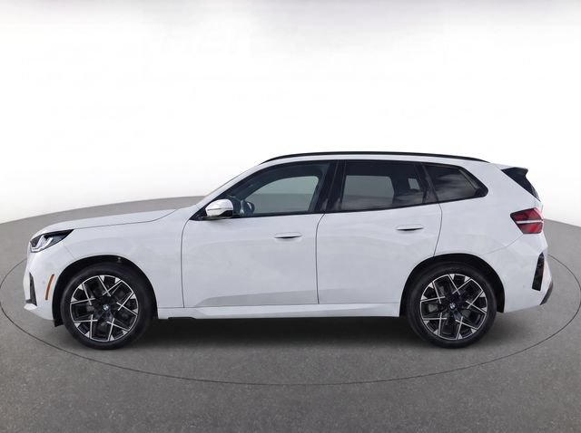 Used 2025 BMW X3 xDrive30i AWD/4WD image 6