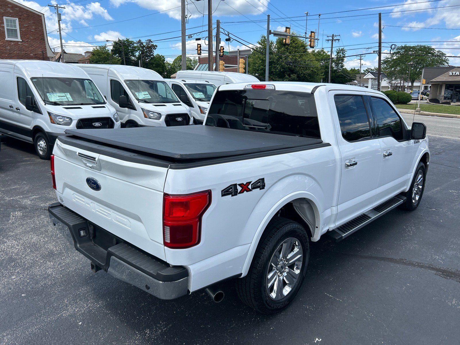 Used 2020 Ford F150 Lariat w/ Equipment Group 502A Luxury AWD/4WD image 18