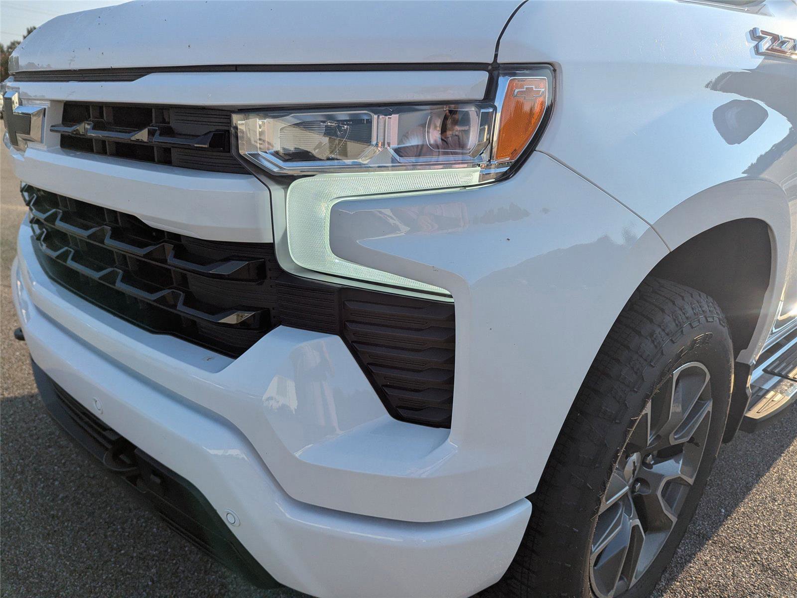 New 2025 Chevrolet Silverado 1500 RST w/ Convenience Package II image 9