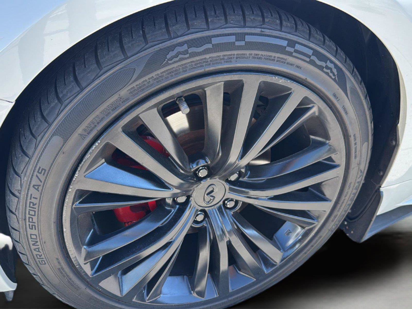 Used 2019 INFINITI Q60 3.0t Luxe w/ Essential Package AWD/4WD image 35