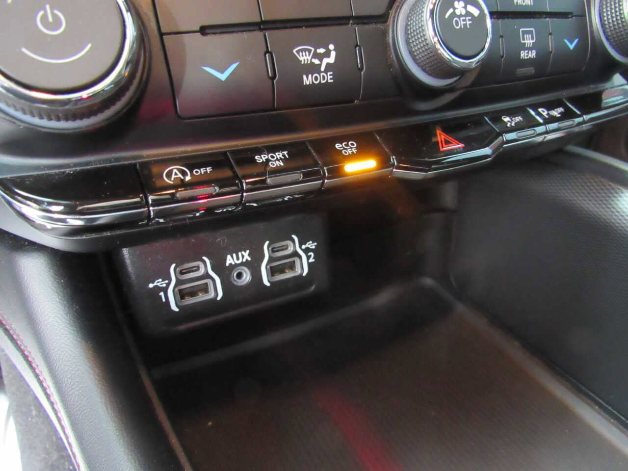 Used 2023 Dodge Durango GT image 17