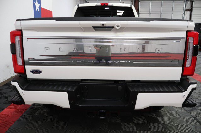 Used 2024 Ford F350 Platinum w/ FX4 Off-Road Package AWD/4WD image 25