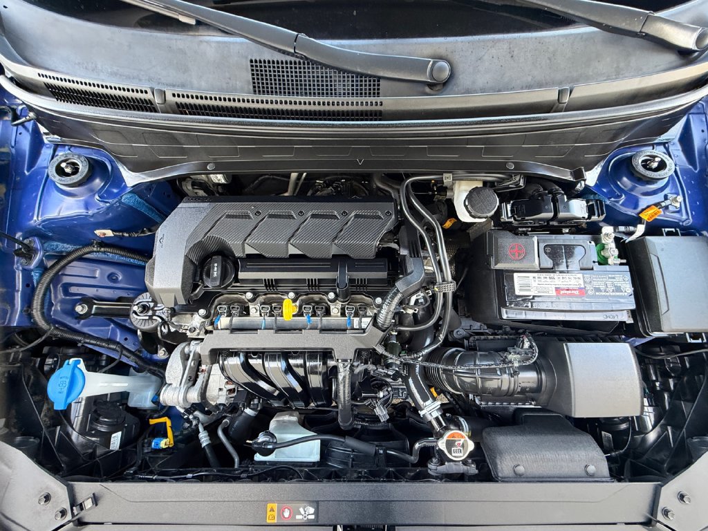Used 2021 Hyundai Venue SE FWD image 9