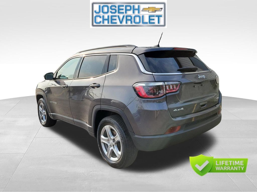 Used 2024 Jeep Compass Latitude AWD/4WD video 3
