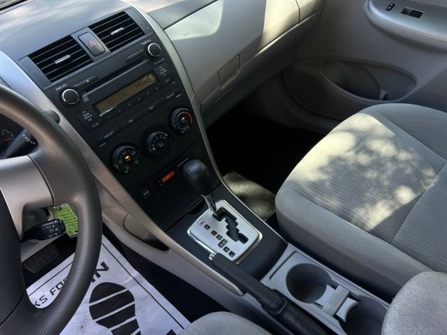 Used 2010 Toyota Corolla LE w/ All Weather Guard Pkg FWD image 32