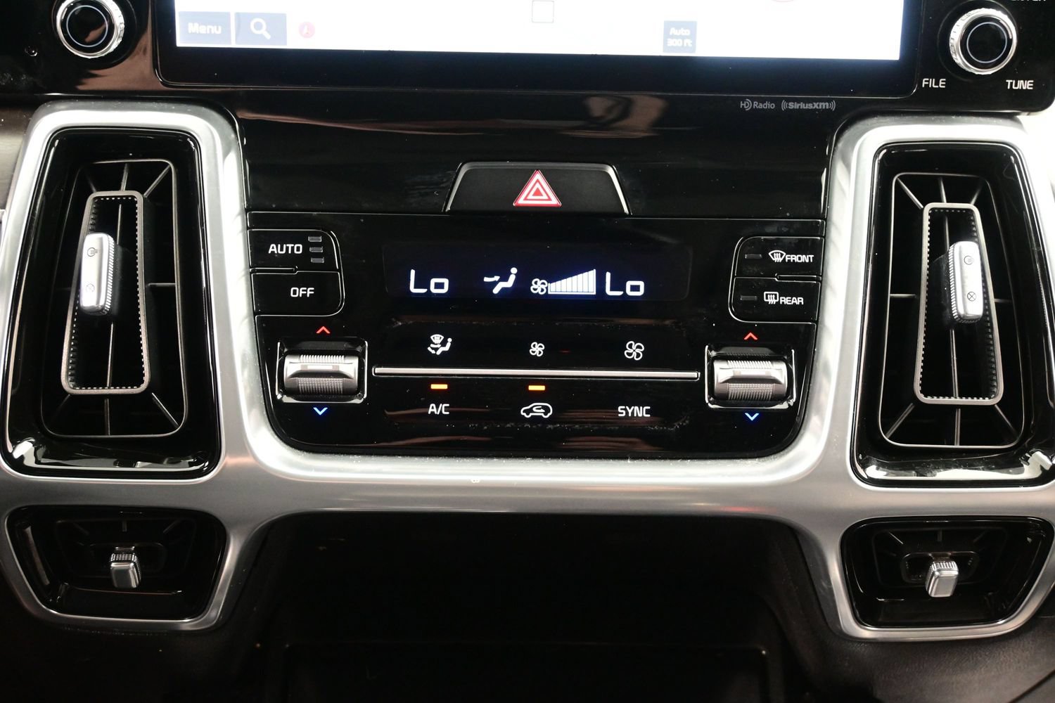Used 2023 Kia Sorento SX FWD image 22