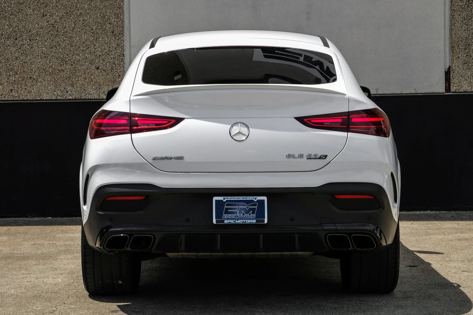 Used 2024 Mercedes-Benz GLE 63 AMG S w/ Driver Assistance Package image 9