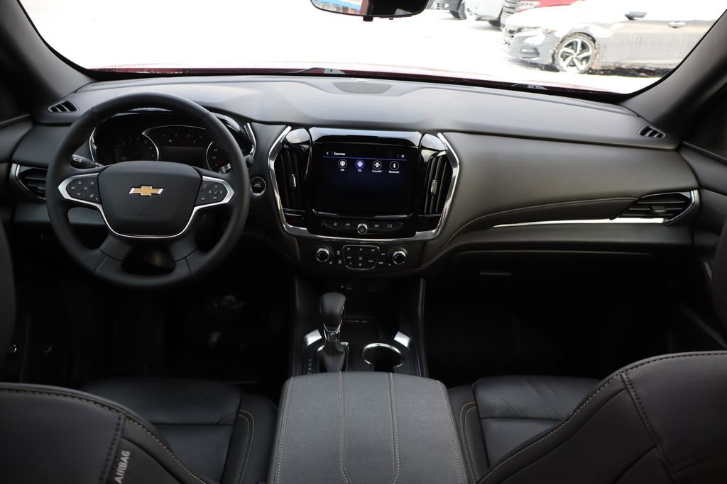 Used 2023 Chevrolet Traverse LT w/ LT Premium Package image 47