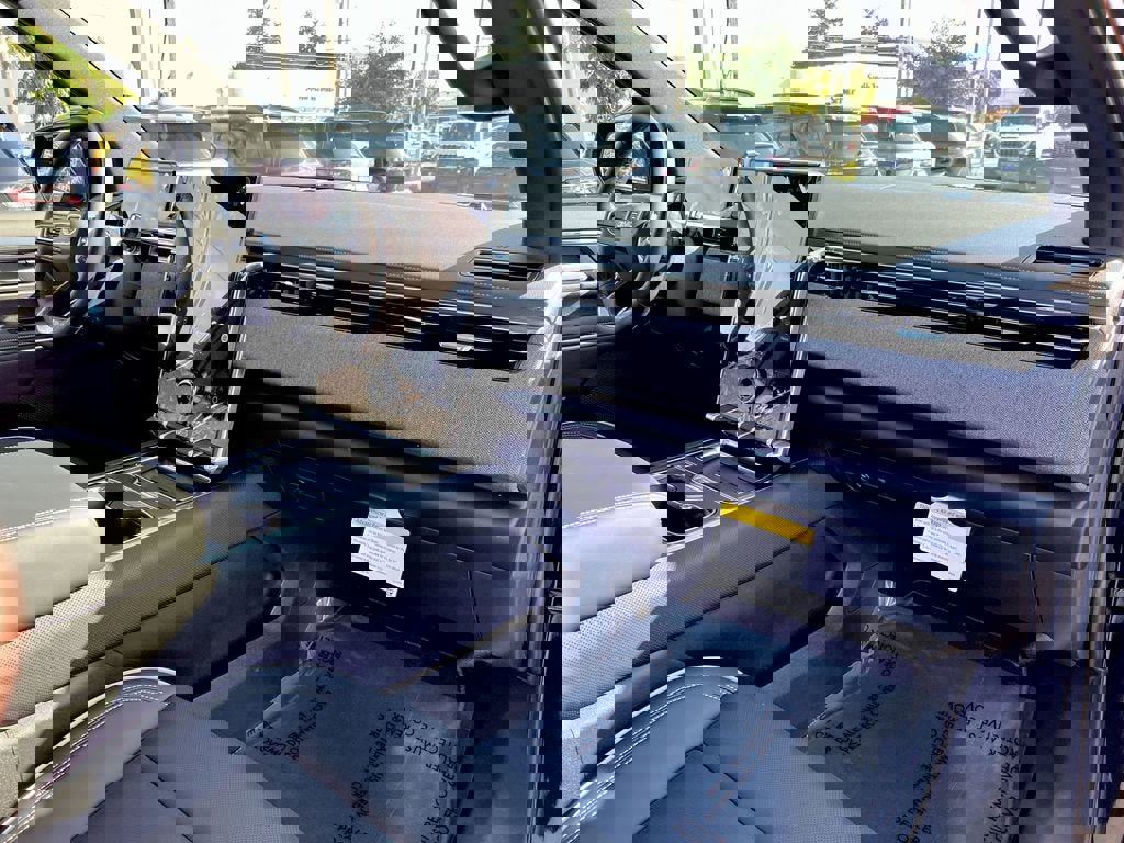 New 2026 GMC Sierra EV Elevation image 59