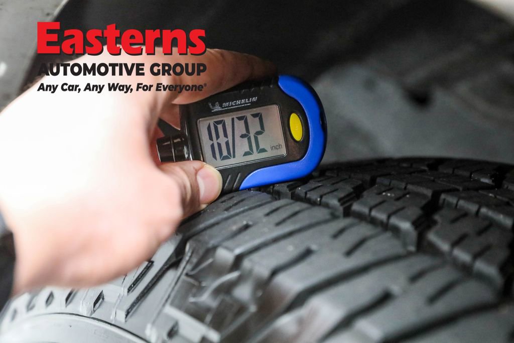 Used 2024 Nissan Armada SV image 26