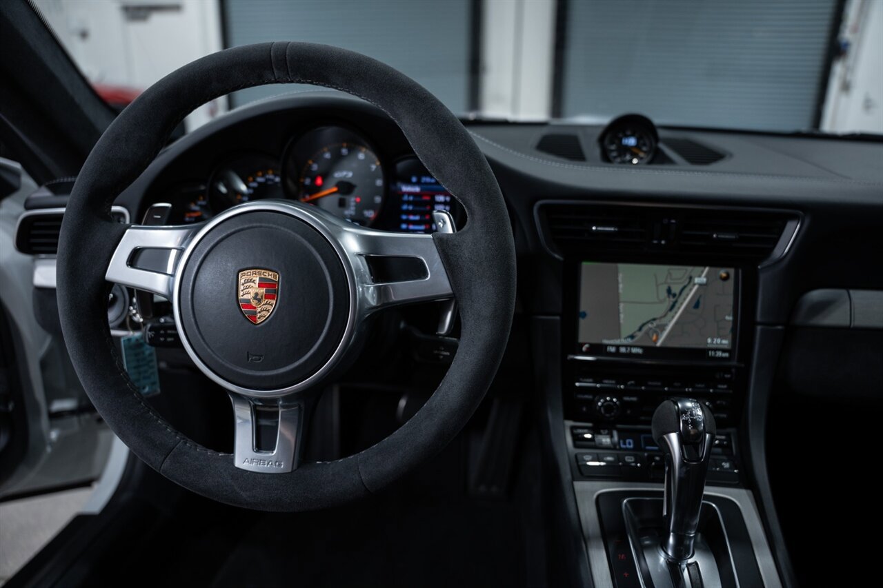 Used 2015 Porsche 911 GT3 RWD image 41