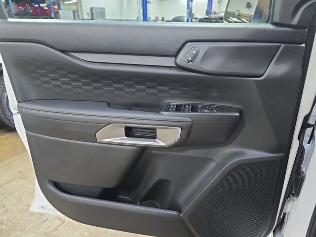 Used 2025 Ford Ranger XLT w/ Equipment Group 301A High AWD/4WD image 30