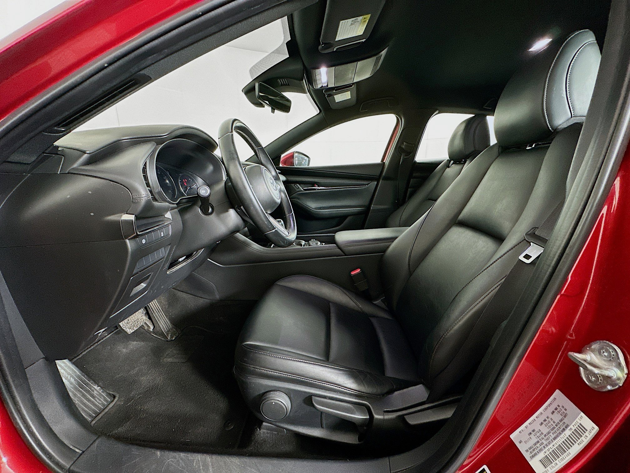 Used 2019 MAZDA MAZDA3 Hatchback image 13