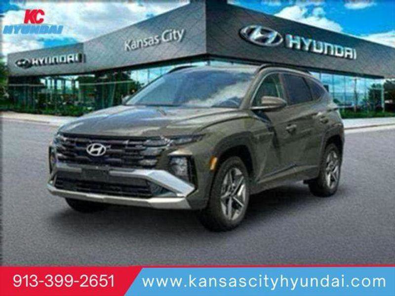 New 2025 Hyundai Tucson SEL