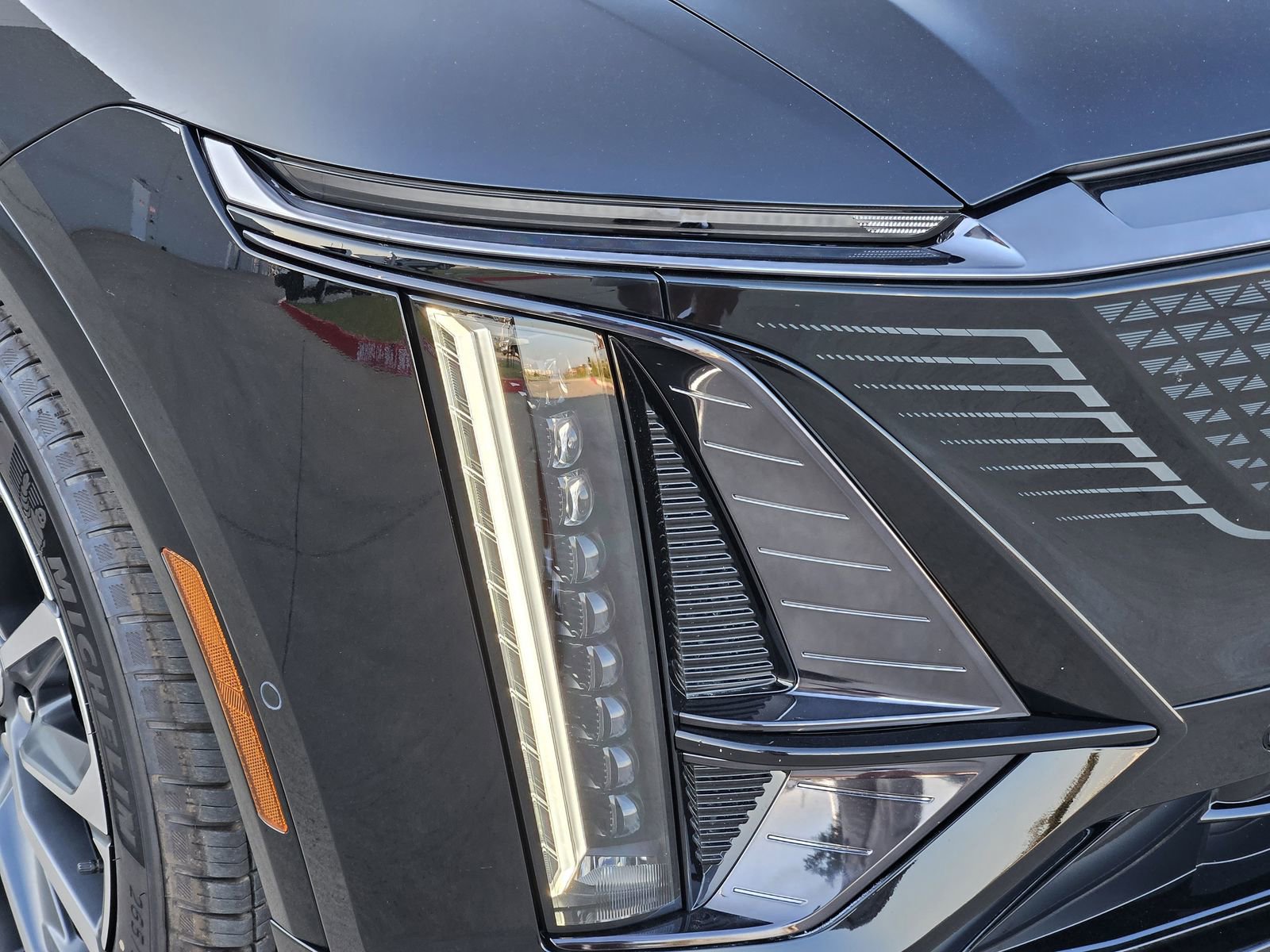 New 2026 Cadillac Lyriq Premium Sport image 8