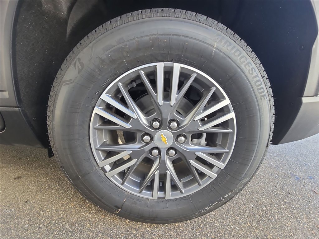 New 2026 Chevrolet Traverse LT image 32