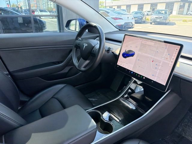 Used 2018 Tesla Model 3 Long Range RWD image 12