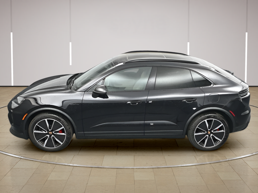 New 2025 Porsche Macan 4S Electric AWD/4WD image 34