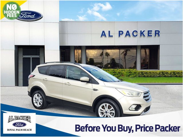 Certified 2017 Ford Escape SE w/ Equipment Group 201A image 1