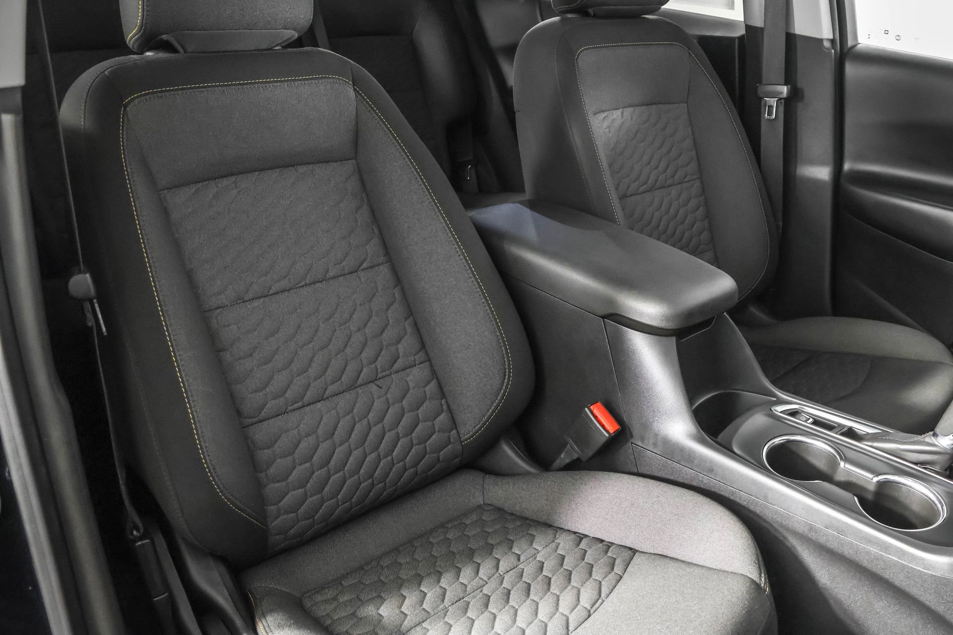 Used 2020 Chevrolet Equinox LT image 43