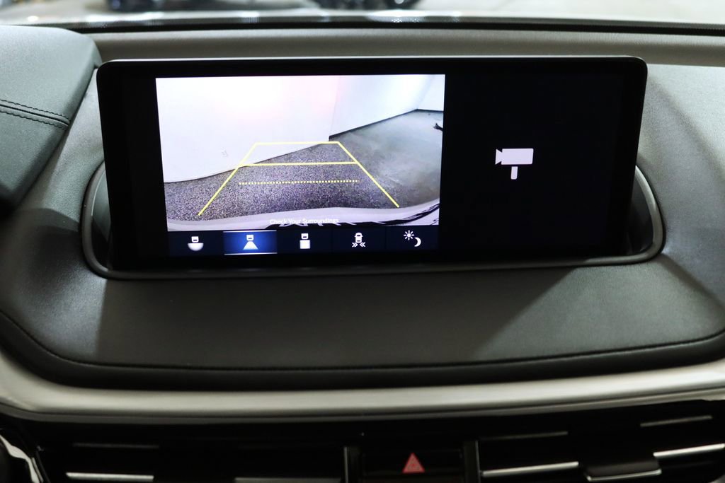 Certified 2024 Acura MDX SH-AWD w/ Technology Package image 23
