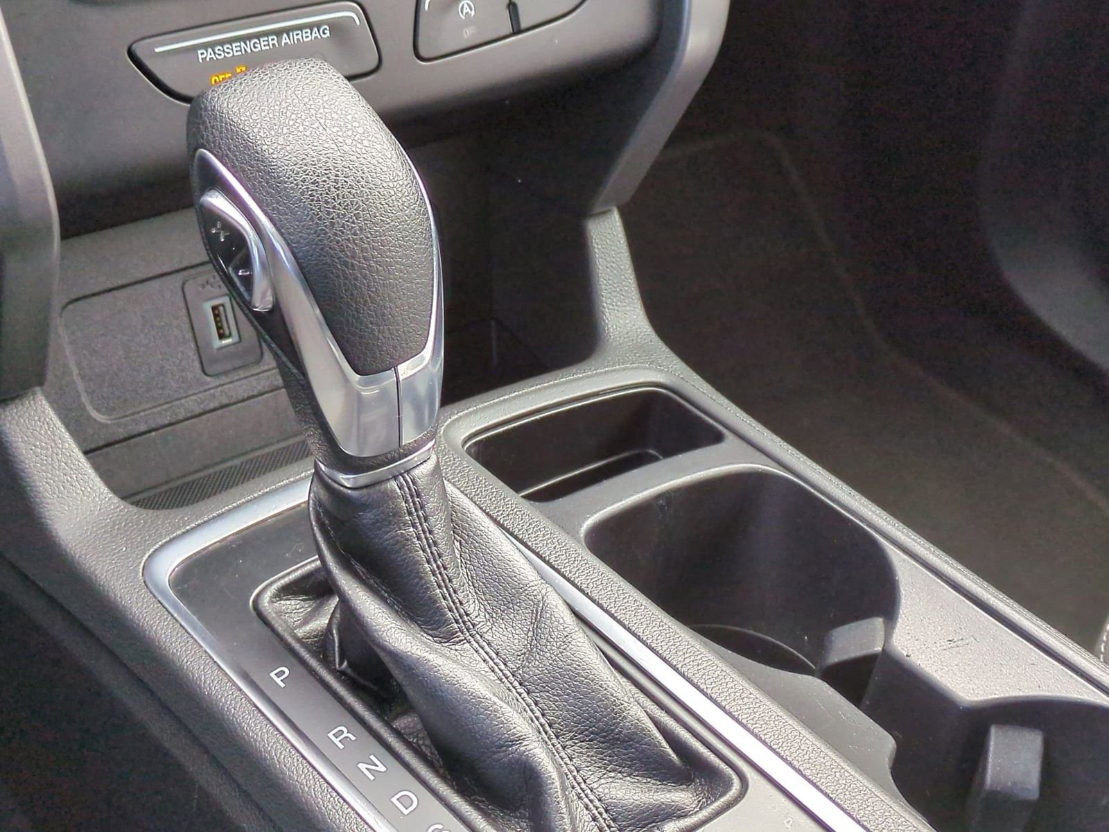 Used 2018 Ford Escape SE w/ SE Sync 3 Package image 32