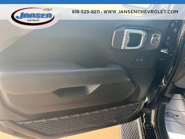 Used 2021 Jeep Wrangler Unlimited Sahara AWD/4WD image 11