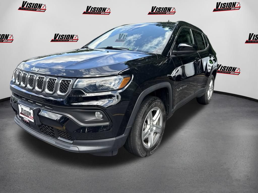 Used 2023 Jeep Compass Latitude w/ Convenience Group