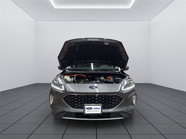 Used 2022 Ford Escape Titanium image 16