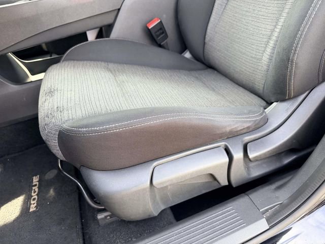 Used 2021 Nissan Rogue S image 15