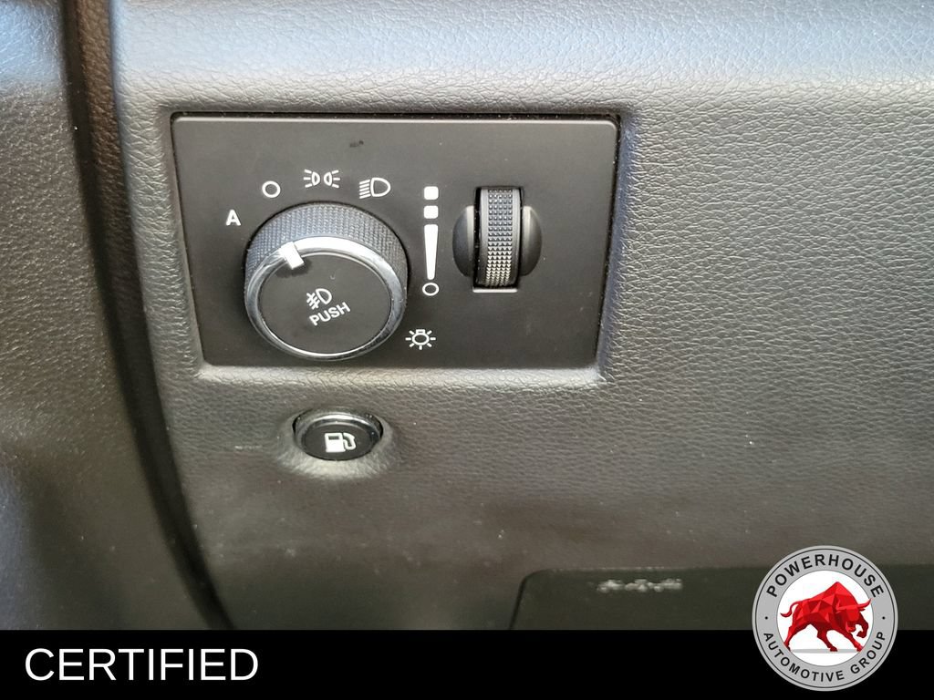 Used 2020 Jeep Grand Cherokee Altitude RWD image 30