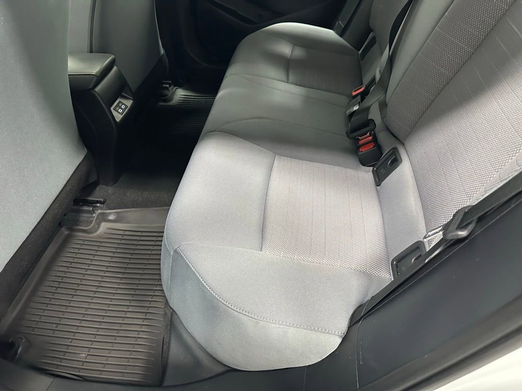 Used 2025 Toyota Corolla SE w/ SE Premium Package image 43