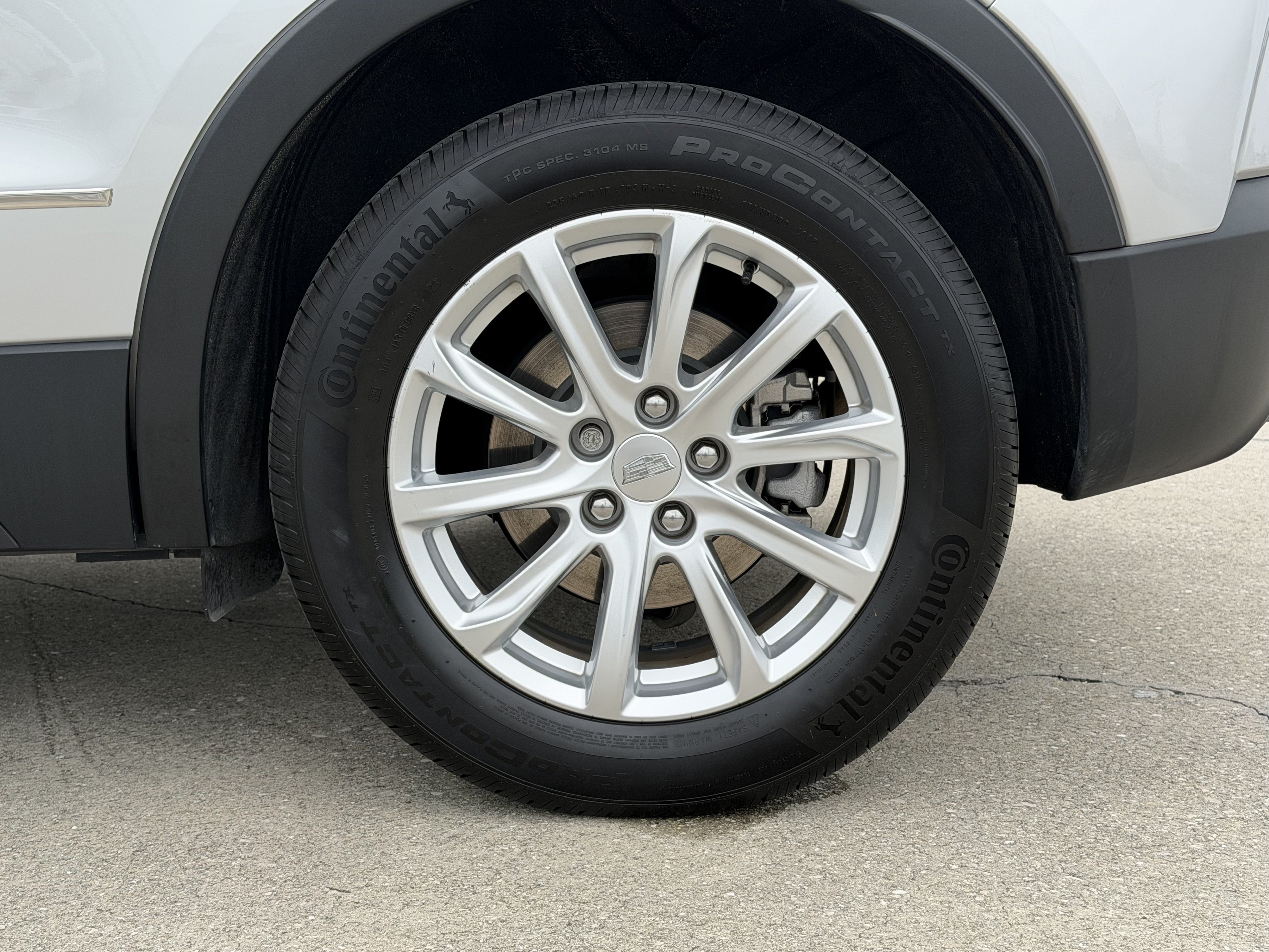 Used 2019 Cadillac XT4 Luxury FWD image 34