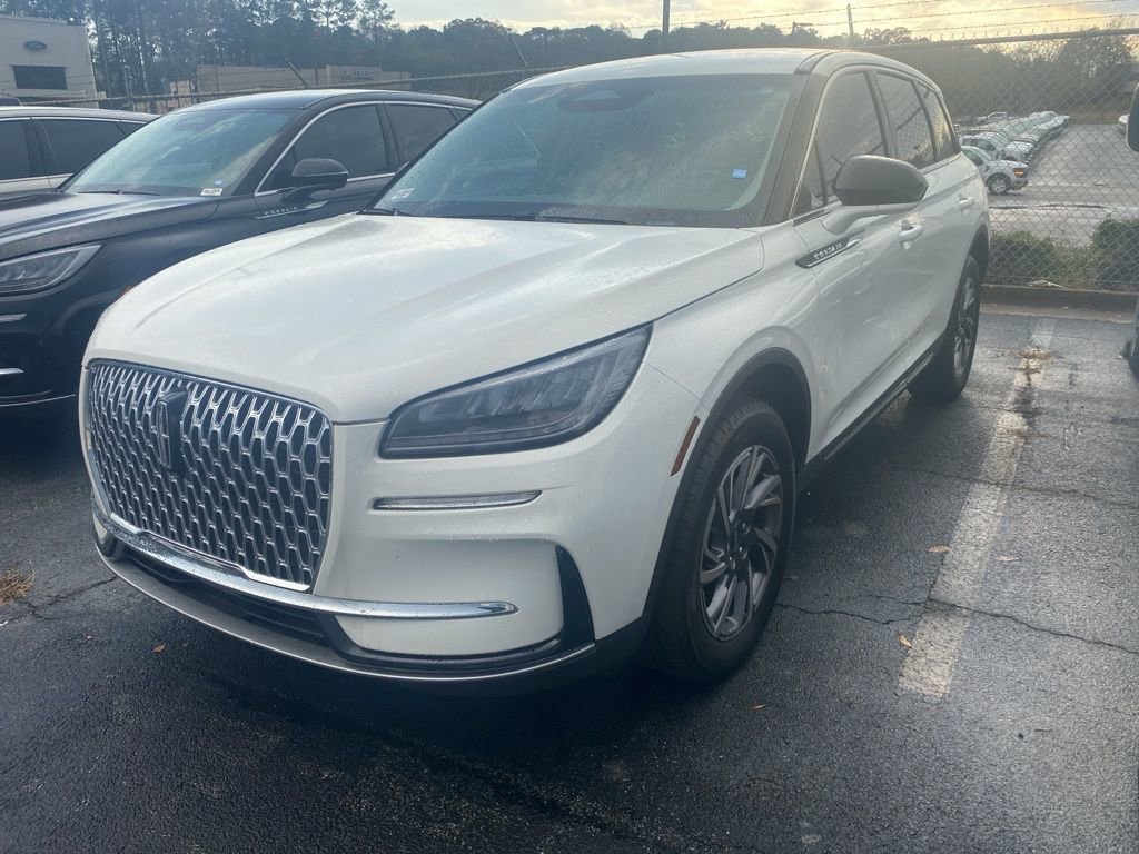 Used 2025 Lincoln Corsair FWD image 3
