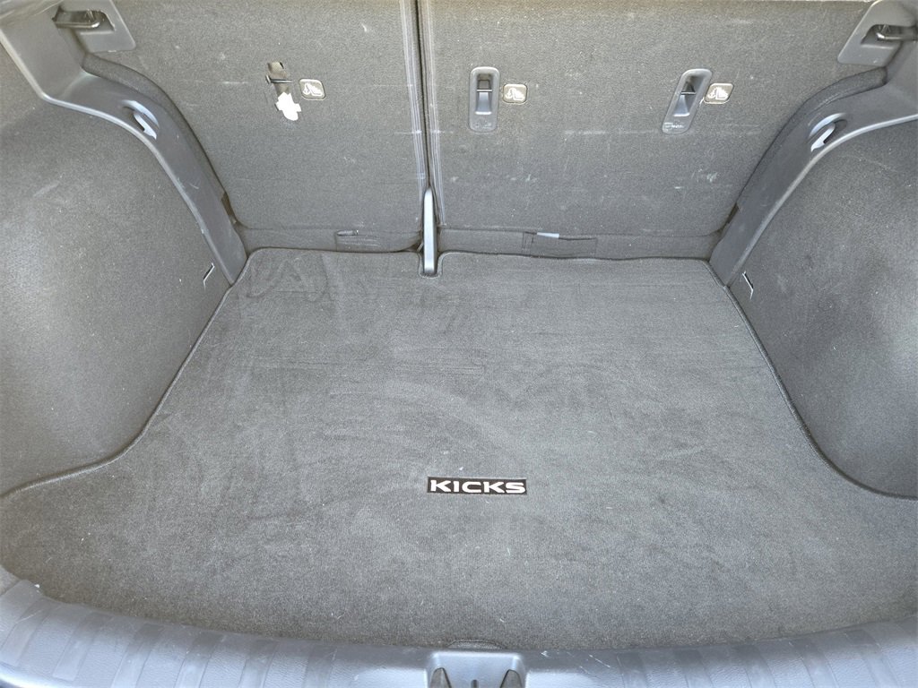 Used 2020 Nissan Kicks SR w/ SR Premium Package image 31