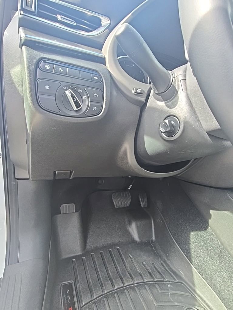 Used 2023 INFINITI QX55 Essential AWD/4WD image 15