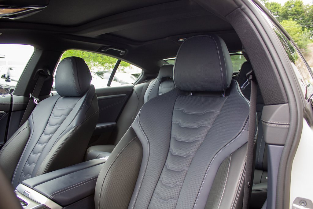Used 2025 BMW 840i xDrive w/ M Sport Professional Package image 12