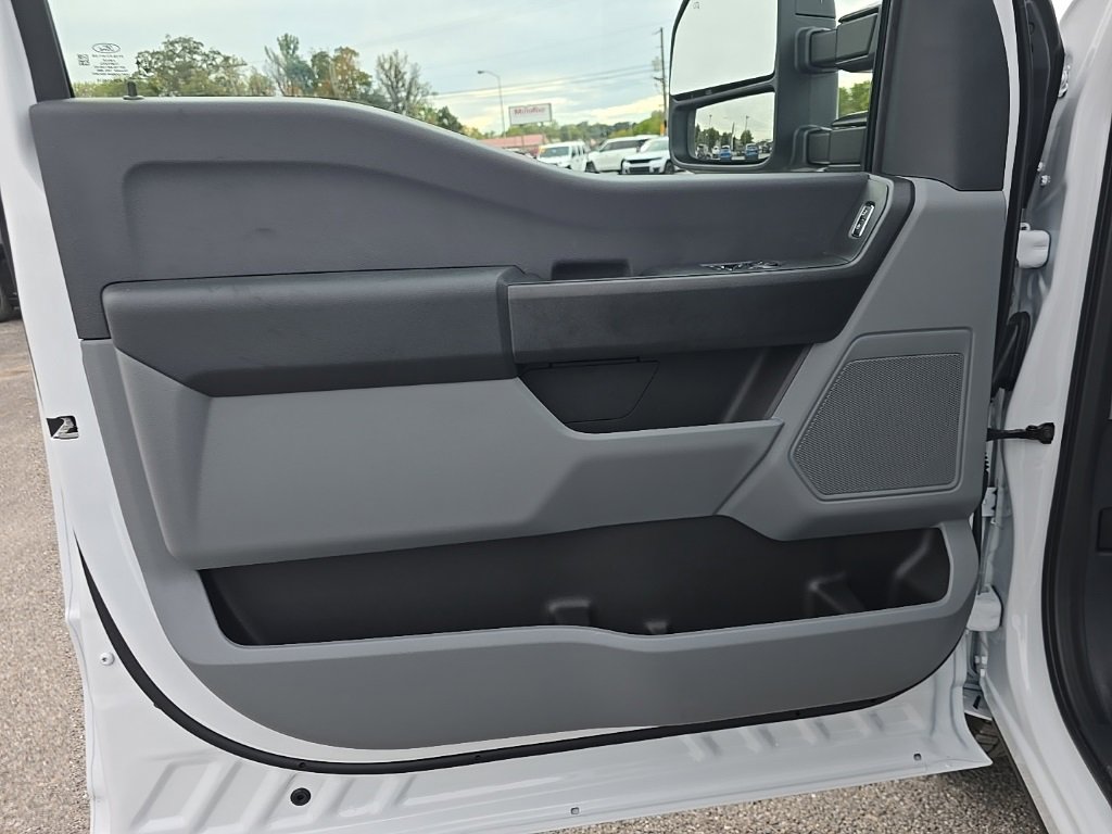 New 2026 Ford F250 XL image 15