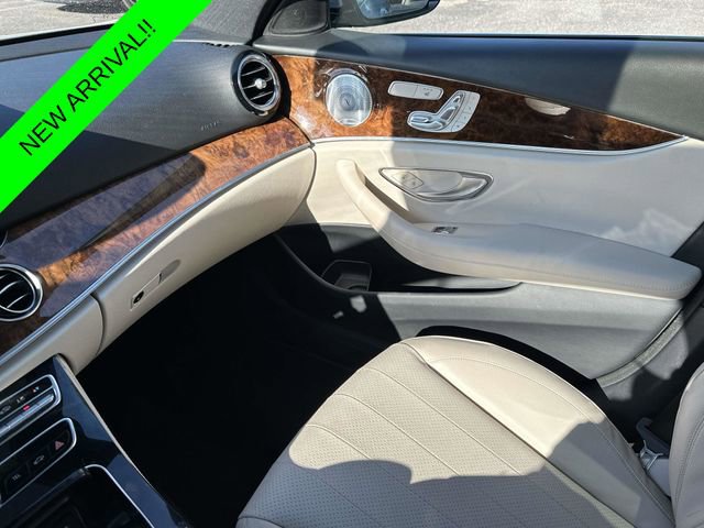 Used 2017 Mercedes-Benz E 300 4MATIC image 35