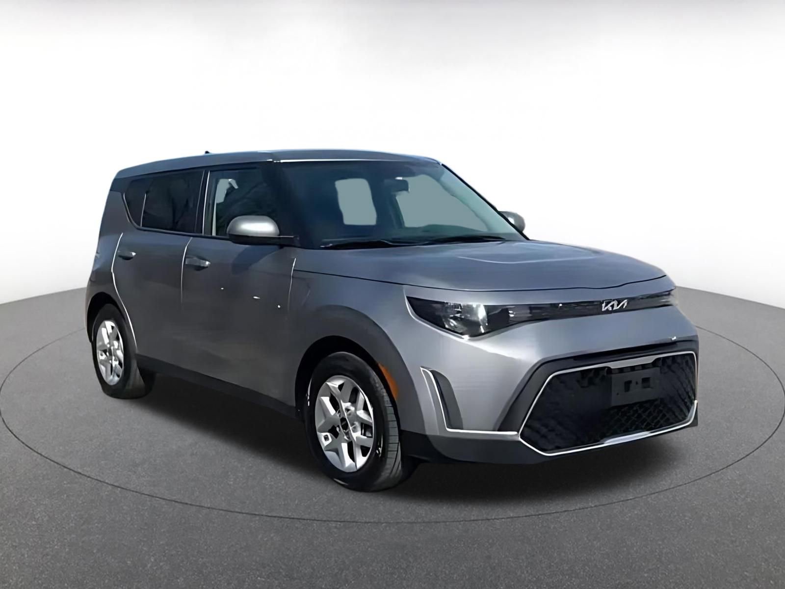 Used 2025 Kia Soul LX w/ LX Technology Package video 2