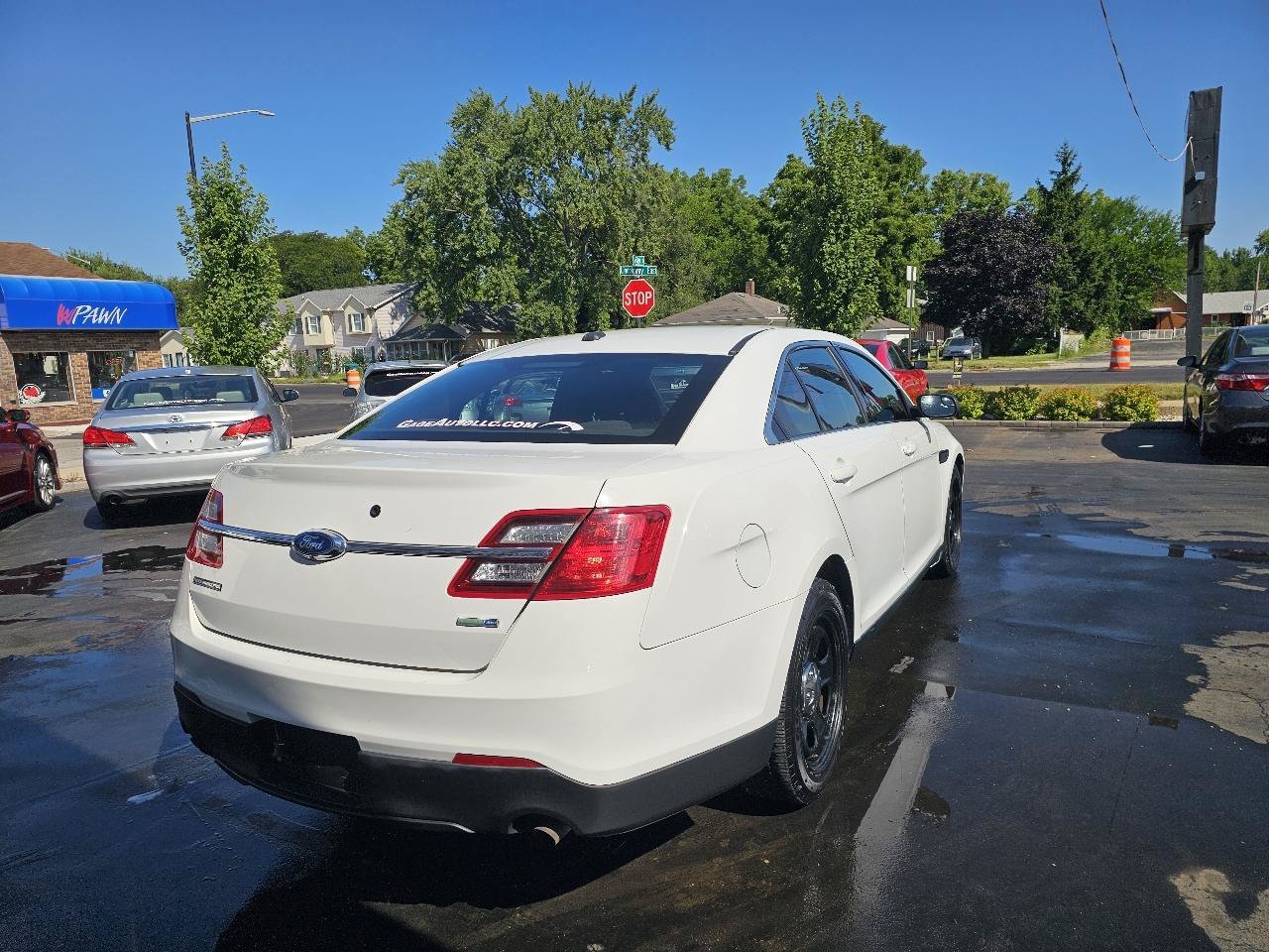 Used 2016 Ford Taurus Police Interceptor AWD image 11