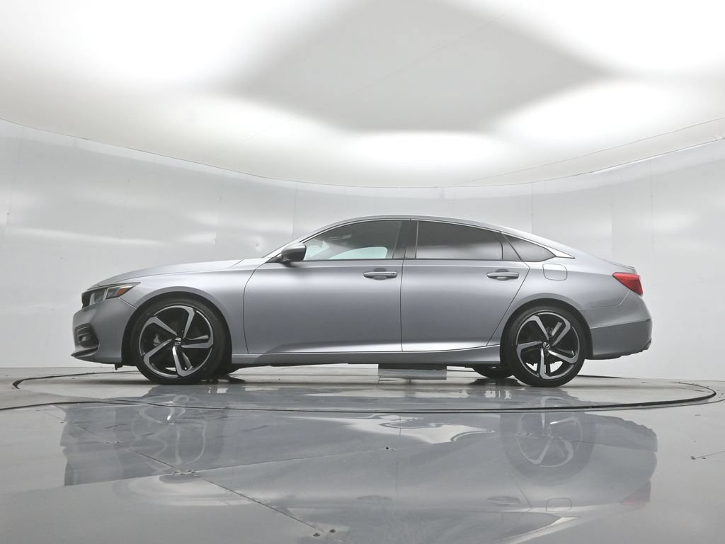 Used 2019 Honda Accord Sport image 6