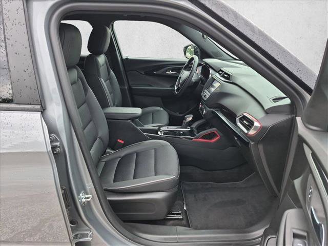 Used 2023 Chevrolet TrailBlazer RS FWD image 26