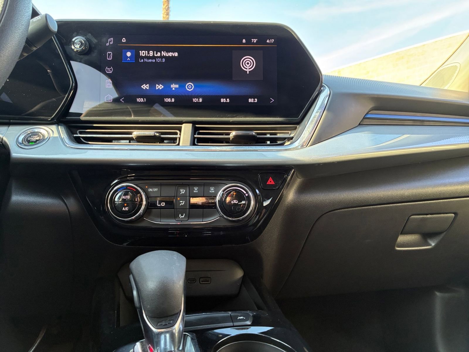 Used 2025 Chevrolet Trax LT image 20