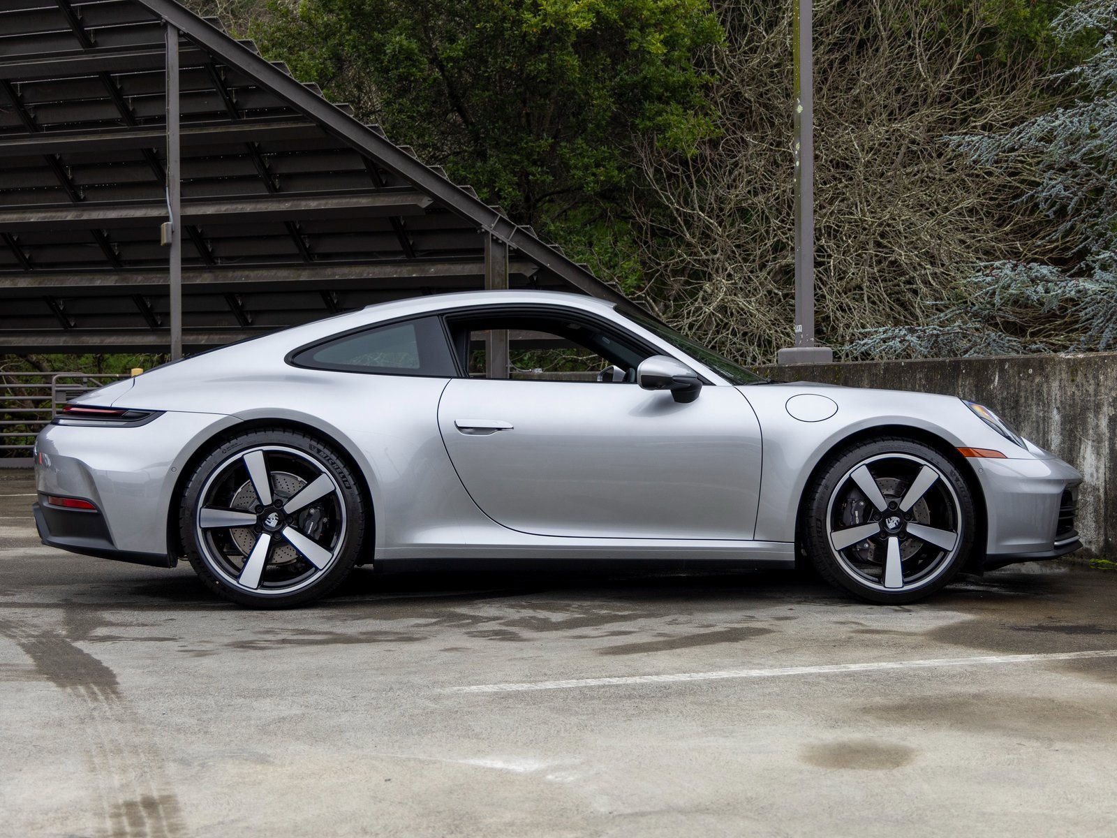 Certified 2025 Porsche 911 Carrera image 12