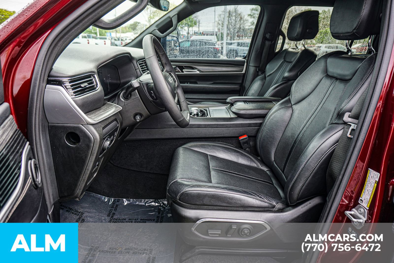 Used 2024 Jeep Wagoneer Series II w/ Flexible Seating Group RWD image 22