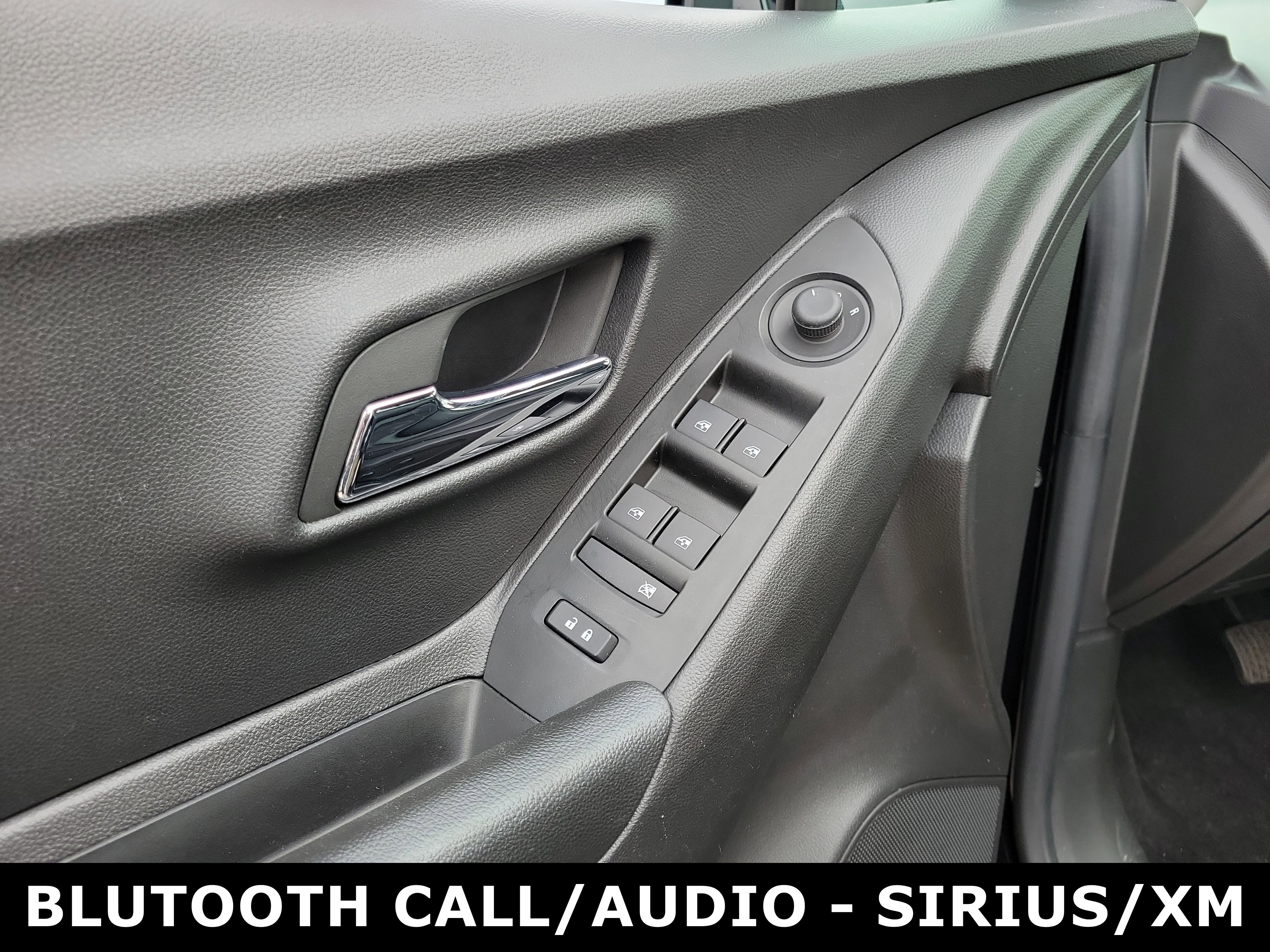 Used 2022 Chevrolet Trax LT w/ LT Convenience Package image 18