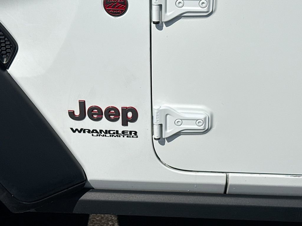Used 2022 Jeep Wrangler Unlimited Rubicon w/ Steel Bumper Group image 21