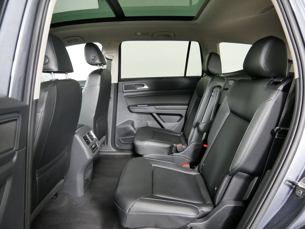 Used 2019 Volkswagen Atlas SEL AWD/4WD image 16
