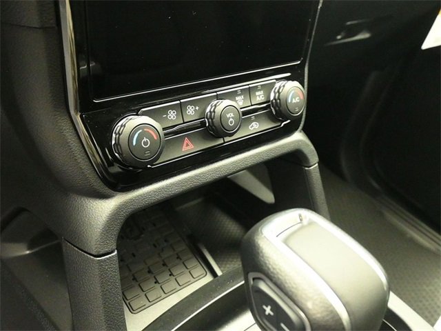 New 2025 Ford Ranger Lariat w/ FX4 Off-Road Package image 17